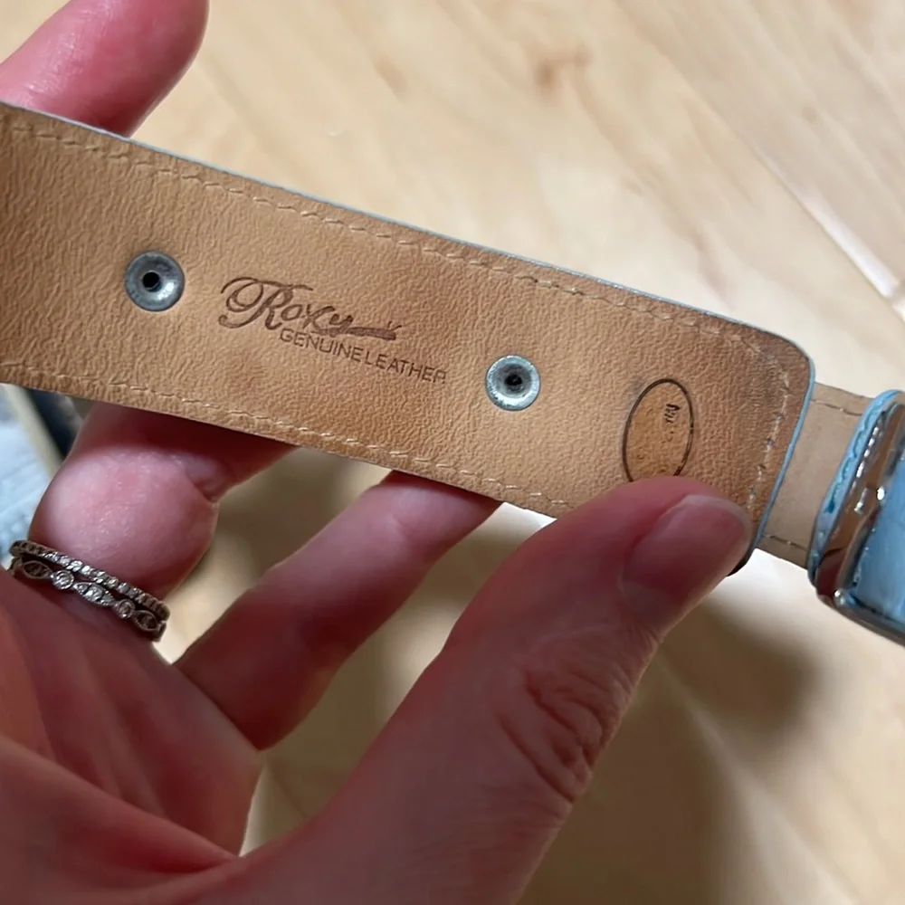 Leather Roxy Watch - Picture 3 of 3